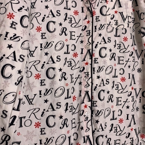 Victoria’s Secret Graphic Print snowflake two piece pajama set medium - Picture 2 of 8